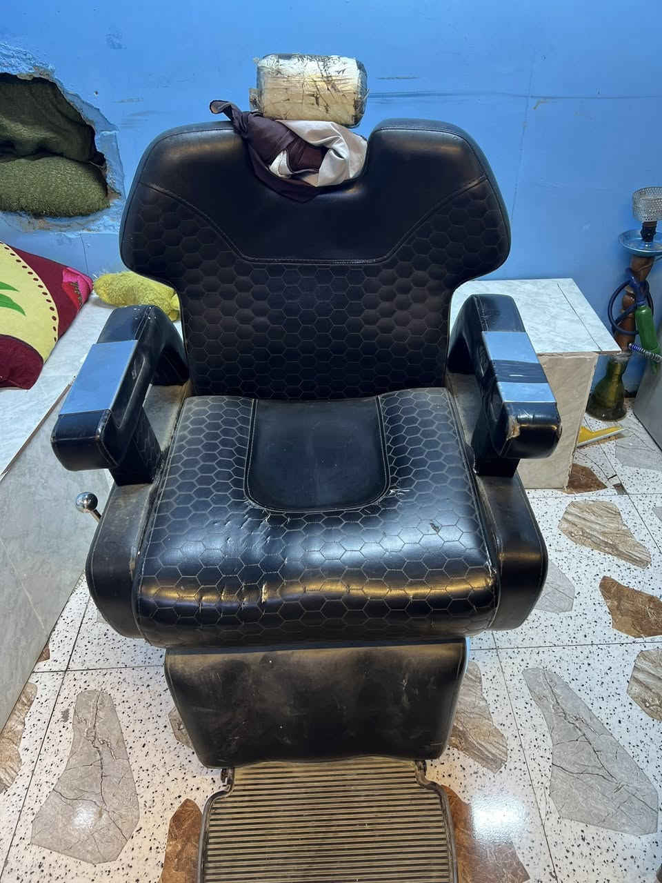 لبيع كرسي بس لكرسي الجك مال واكف ومريه نظيفات  ***********
