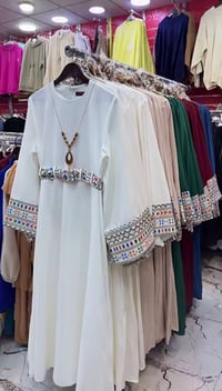 ملابس • للبيع