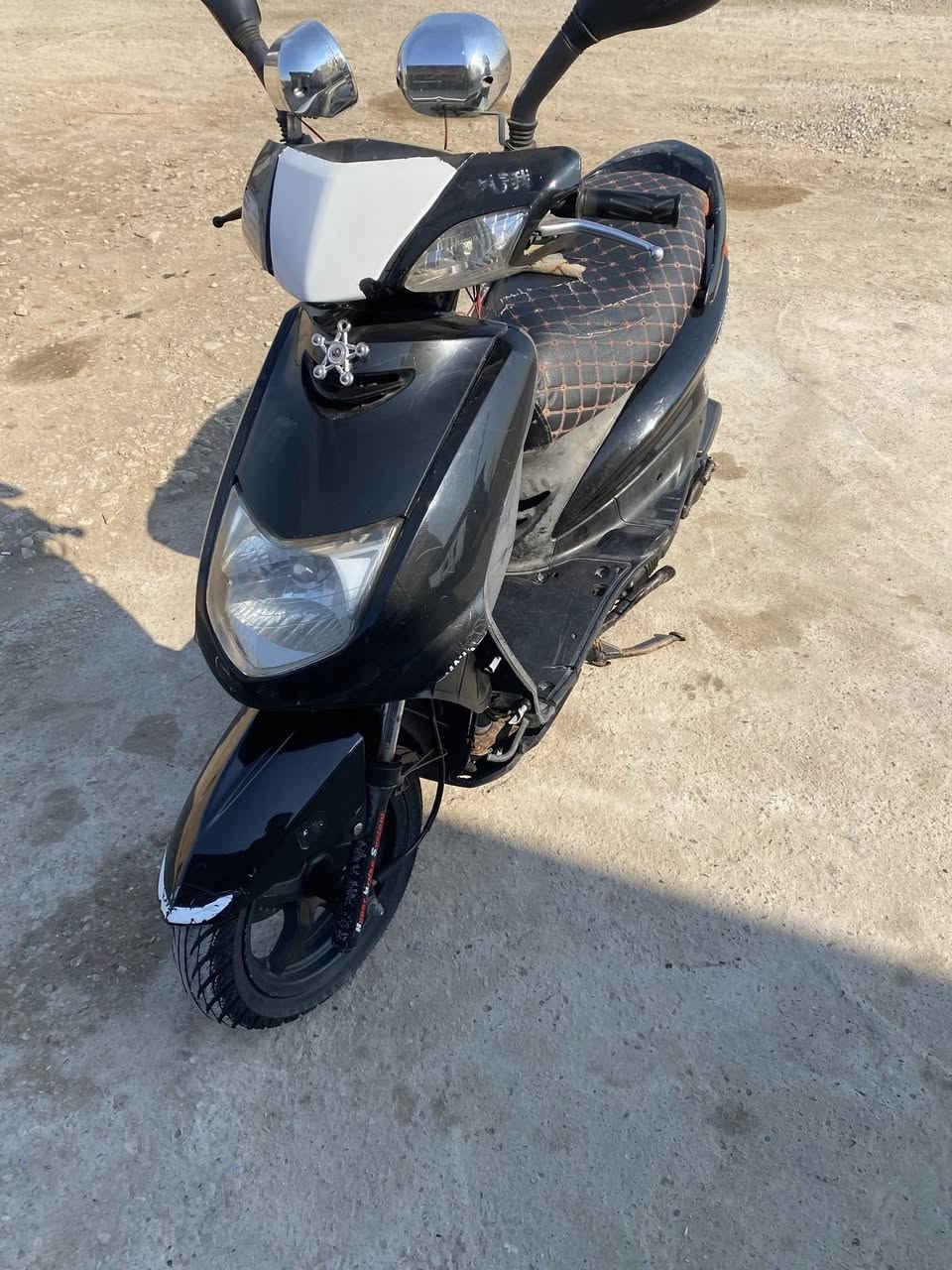 سلام عليكم دراجة للبيع سكنس نثيه كفاله عامه سعر 600 وبهيه مجال رقم ***********
