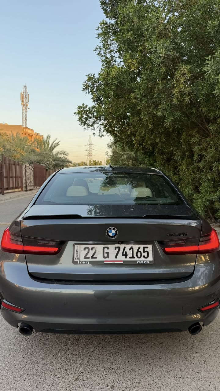 للبيع  🚘
BMW 330i وارد أمريكي 🇺🇸
السعر 25500$
🔹 الموديل: 2022
🔹 المحرك: 2000cc توين تيربو
🔹 الممشى: 73 ألف كم
    • السياره نضيفه جدا
📌 المواصفات:
   • داخل جلد ابيض فاخر
• فتحة سقف
• شاشة ديجيتال
• كاميرا خلفية
• كشنات كهرباء + تدفئة
• هيتر ستيرن
• أبواب بصمة
• مرايا كهرباء
• لايتات أمامية متحركة ويه الستيرن
• إضاءة داخلية LED متعددة الألوان
• ⁠داتا شو 
• ⁠حساسات كامله 

🛠️ الصيانة:
• صيانة كاملة عروش

📍الحادث:
• جاملغ + باب مبدل حادث بسيط 
• التبديل نفس اللون
السياره باسمي تحويل مباشر
مكان السياره بغداد
📞 للاستفسار والاتصال اواتساب:
***********
