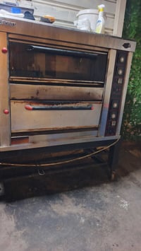 فرن بيتزا طابقين مكان بغداد سعر ٨٠٠وبي مجال ٠٧٧٦٣٧١٠١٩٠