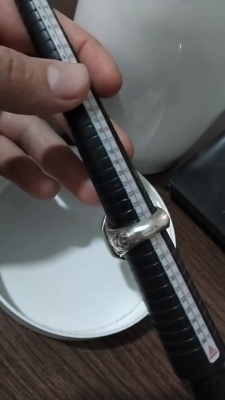 عقيق طبقي خام كصة مربعة صياغة يدوية داير والعضد زخرفة الغزلان وزن ثقيل فوك 35 غم سعرة 150 توصيل بغداد والمحافظات 3 الاف


**إذا كنت صاحب هذا الإعلان وتريد حذفه لأي سبب، رجاءا أرسل رسالة إلى الدعم الفني**