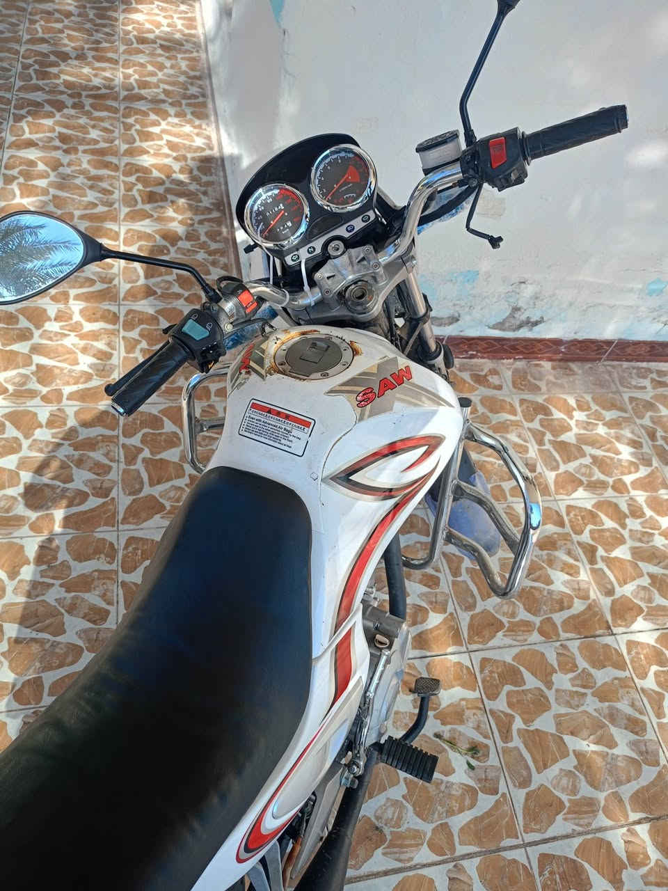 السلام عليكم دراجه سنكي نضيفه دراجه كامله نكره سلف كهربائيات شغاله محرك جديد لاتنقيص ولا تبخير أوراق كامله السعر 650 وبي مجال الاستفسار ***********
