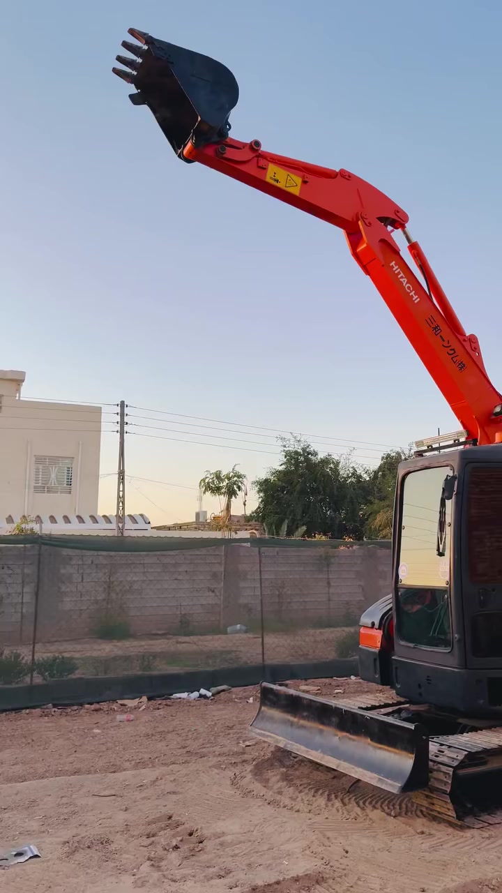 السلام عليكم حفار صغير للبيع
هيتاشي  منفيس

مشتغله قليل بالعراق 

‏zaxis UR 55/

عدد ساعات العمل 7000 

جب طويل 

محرك جديد لا تنقيص ولا تبخير 

حداديه جديده 

جكات جديده 

مضخة جديده

موديل 2005 اصل 

كهربائيات كامله 

المكينه ما بيها اي نقص 

احلى من الصور

 

الشراي يتصل /

***********

***********

@
