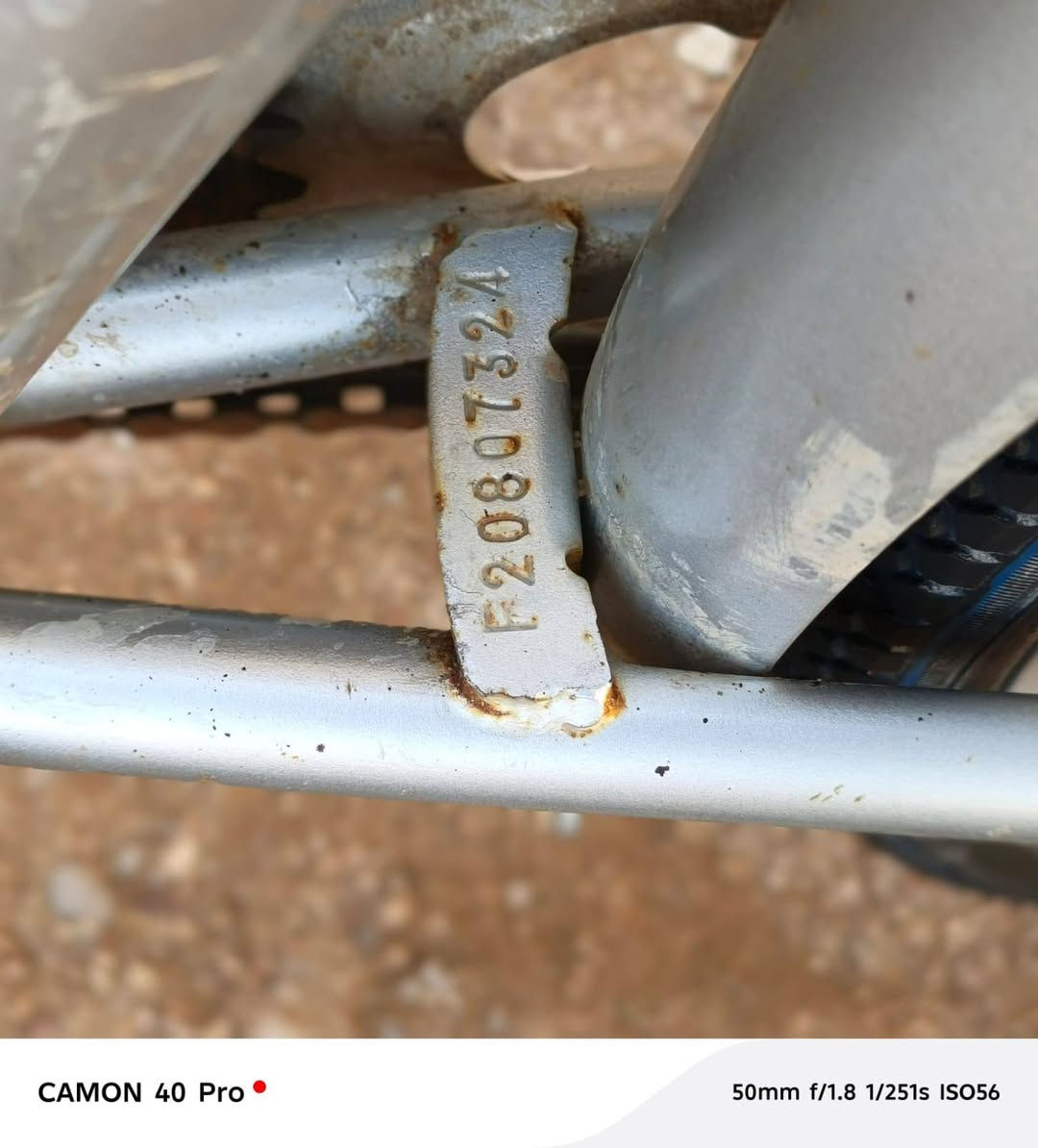 السلام عليكم بايسكل للبيع سياحي باله ياباني حجم26 الهاتف *********** السعر 90وبي مجال البايسكل نضيف البصرة, العراق
