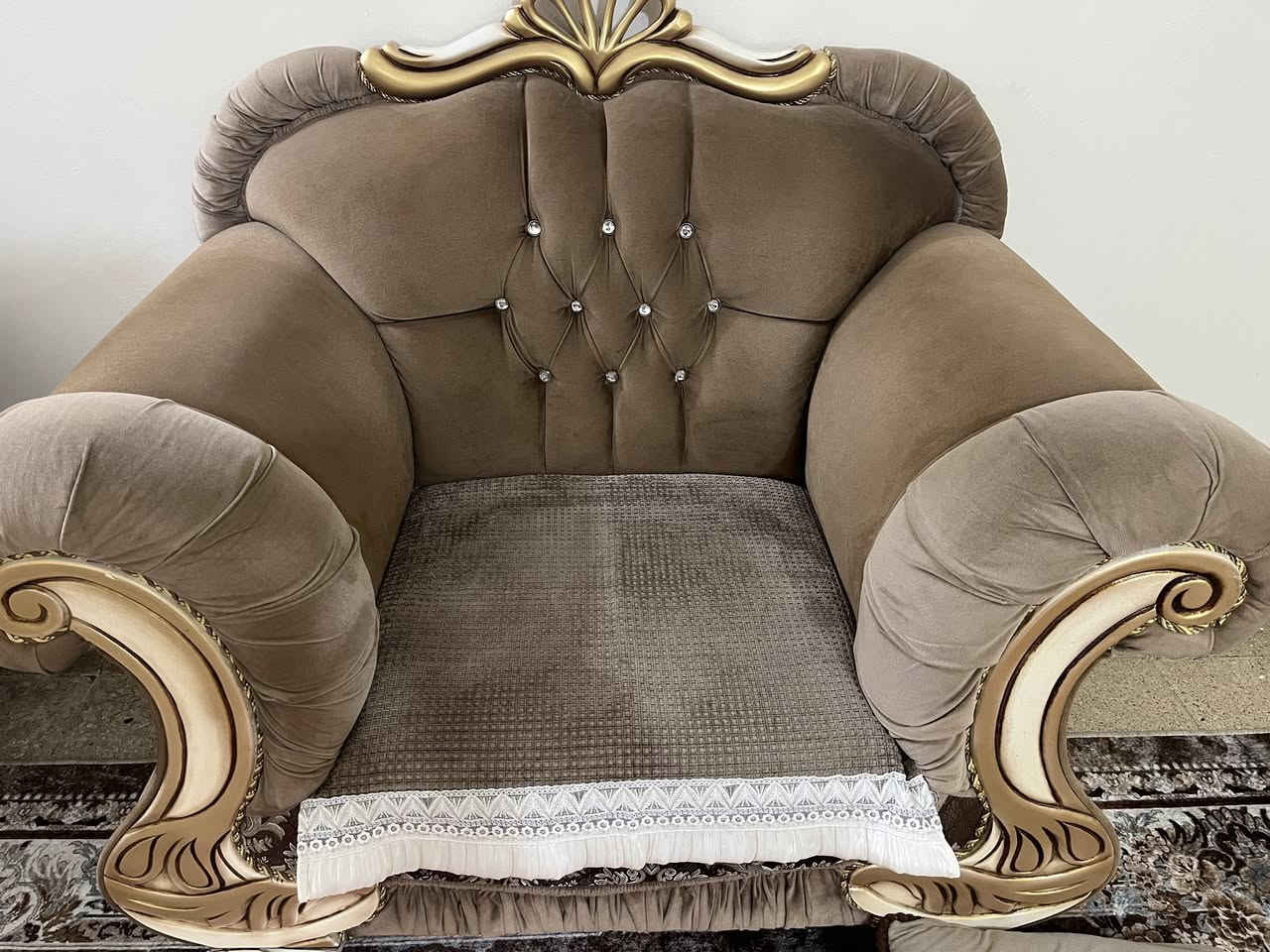 طخم ملكي تركي نظافه 80 بالميه السعر 550الف وبيه مجال


**إذا كنت صاحب هذا الإعلان وتريد حذفه لأي سبب، رجاءا أرسل رسالة إلى الدعم الفني**