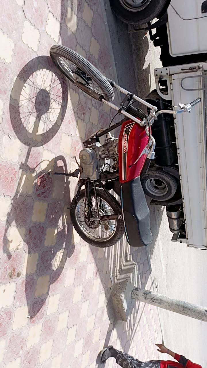 سلام عليكم  شباب دراجه للبيع نامه كلك كلك كلك مكاني ناصريه مركز حي العسكري سعر٣٥٠ وبيه مجال حك جيه ولماتعجبه يطلع كبل


**إذا كنت صاحب هذا الإعلان وتريد حذفه لأي سبب، رجاءا أرسل رسالة إلى الدعم الفني**