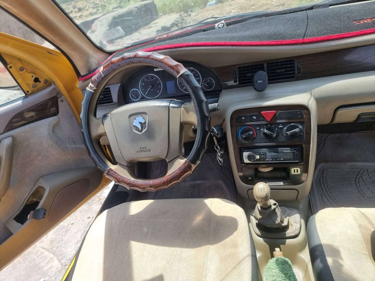 للبيع سمند سورن جديد ونظيف مكفول  موديل2011 تبريد ثلج
مكينة وكير مكفول جاهزه من كلشي السعر 40 وبيها مجال بسيط 
للتواصل ***********
