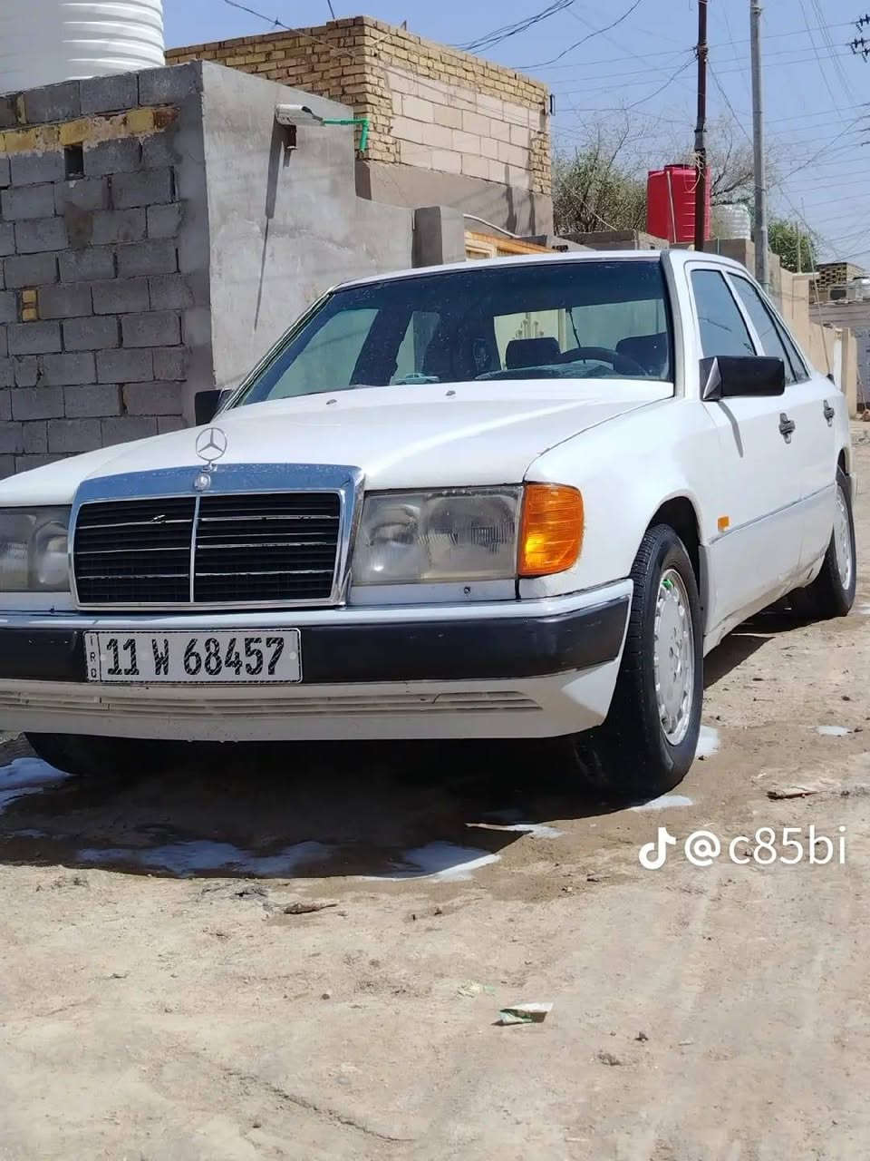 السلام عليكم مارسدس دب للبيع موديل 89 مكينه 3000 الاستفسار علئ الرقم ***********
