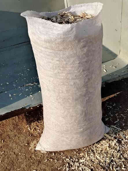 السلام عليكم توجد نشاره للبيع درجة اولى ونضيفه وبيضه وخاليه من الرطوبه وترس فول الاتصال *********** اكو توصيل لجميع المحافظات
