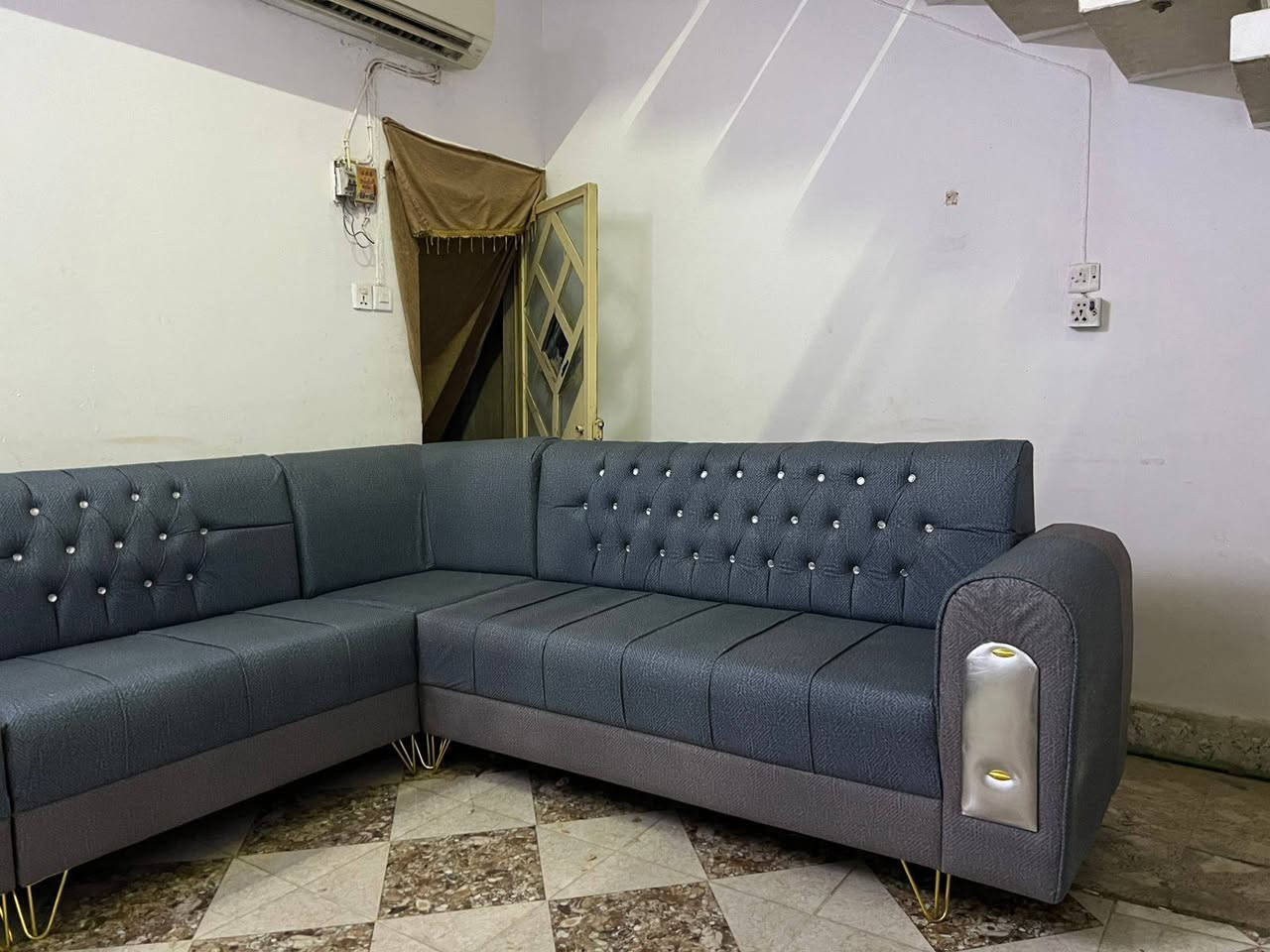 جديد جديد وبلوك اسود 11 نفر السعر 345 نجف *********** نجف اكو توصيل بلكروه نجف
تخم ديوان 11 نفر السعر 345 نجف *********** واتساب اكو توصيل بلكروه نجف *********** نجف اكو توصيل بلكروه
