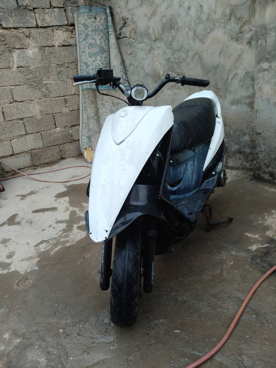 السلام عليكم دراجه للبيع مقفوله سعر 175 العنوان كربلاء *********** واتساب
