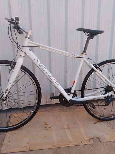 بايك C700 ترحال

نوع ميردا الماني 

حجم 28

سستم شيمانو التوس كامل 3x7

فريم المنيوم ( فافون ) بالكامل مضلع

قياس M 50 

بريكات نوع تكترو

وياله المنيوم طبقتين لتحمل الطسات والاوزان العاليه

كمبريونات خلفي وامامي سلايت 

سرط طبي ميردا مختم

سكان ورقبه مختمات ميردا 

وياله مختمه ميردا 

كله ختم واحد ما امبدل بي اي قطعه

تايرات كتان

السعر 175 الف

تواصل

***********

مكاني البصره / مقابيل سجن حمدان
