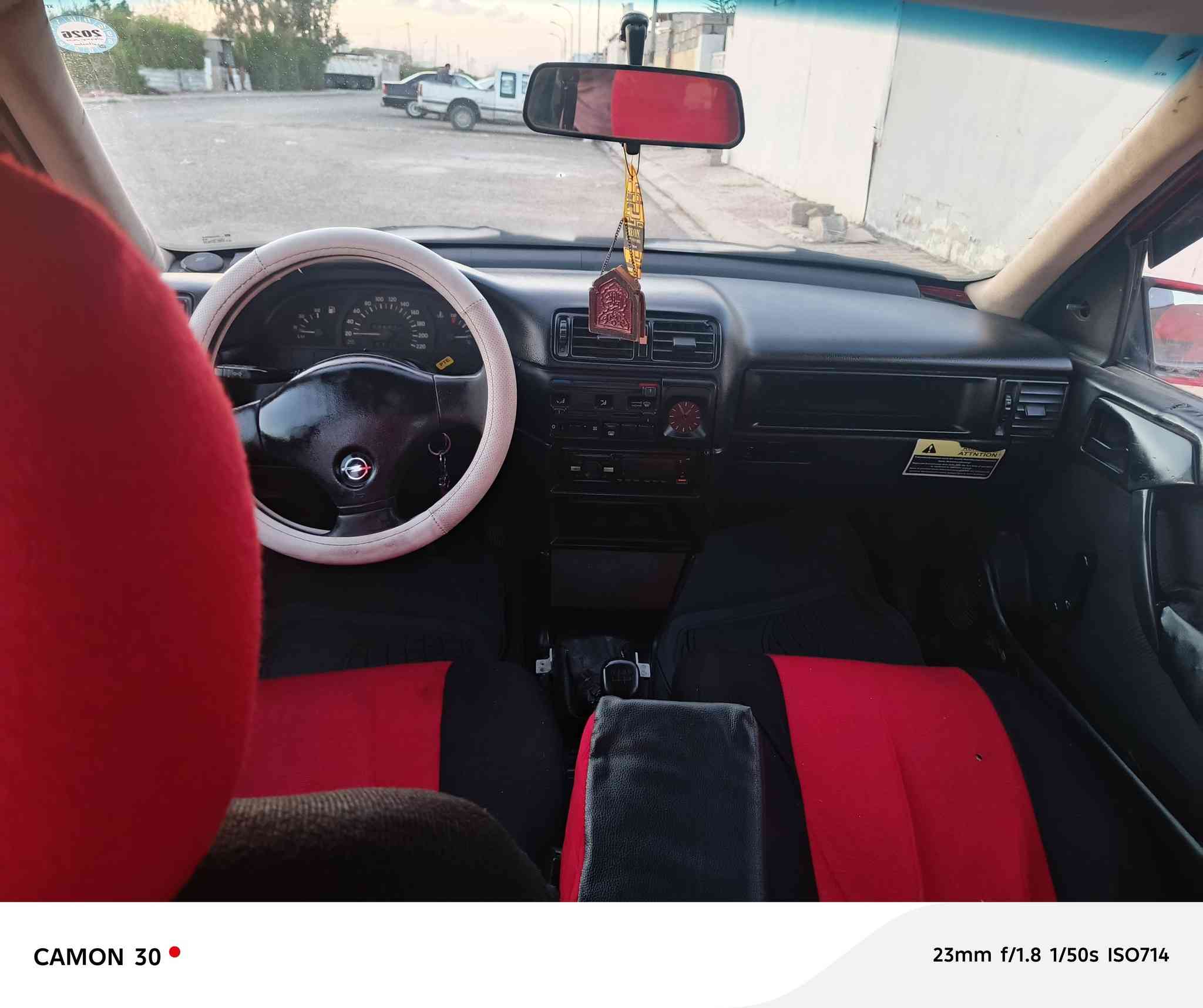 اوبل فكترا موديل 92 مكينه, 16قايش عريض رقم دولي اربيل سنوية ال 30 دفتر بانزين بيها تخم تاير كير عادي سقف سلايت قفل مركزي بيها جاملغ خلفي مضروب  بدون دواخل السعر 35بيها مجال بسيط العنوان كركوك مامتواجد ع الفيس الشراي يخابر ***********
