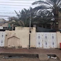 دار للبيع مساحته 312 بناء تسعينات قاطين القاط الاول يحتوي على استقبال ...