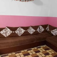 كنبة • للبيع • غرفة جلوس