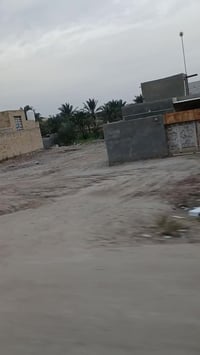 قطع البيع المكان نهايه طريق السفينه خلف مدرسة الواثق  سعر القطعة 200 م...