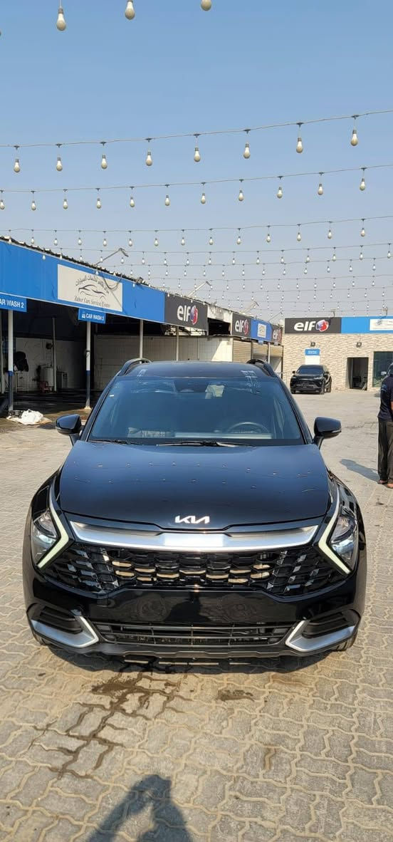 من الامارات الان 
تم الشحن الى العراق 
كيا سبورتج 2024 عداد زيرو 
السعر 150$ مع رقم شهداء واصل جميع المحافضات جاهزه فقط ضريبه على المشتري
مكاني بصرة المشراك *********** وات ساب فقط
