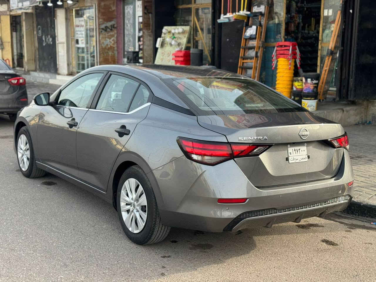 السلام عليكم نيسان سنترا 2025 سياره حره تترقم اي محافظه السياره حادثه موضح بل صور جاملغ وبنيد فقط بارد حته دعاميته الاماميه البلاد 
السعر 132 بيه مجال اتصل وتشلع عيوني ***********
