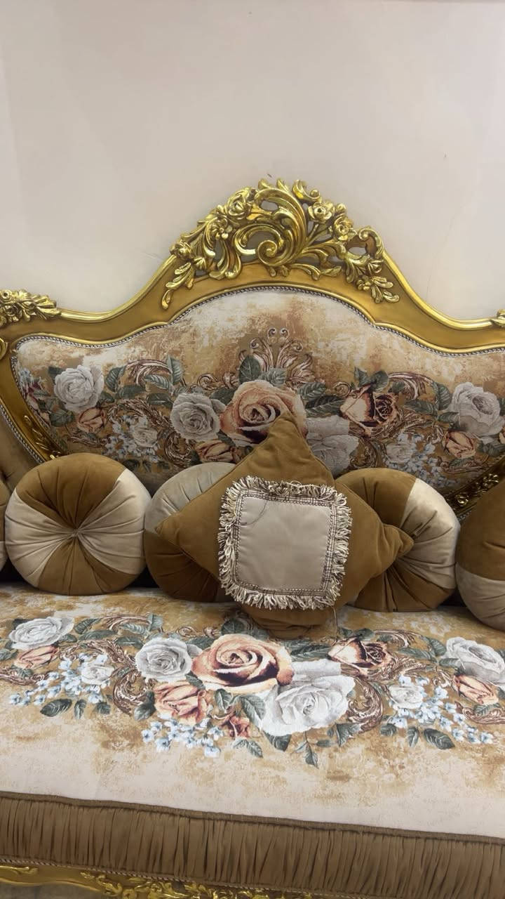 السلام عليكم 
طقم ونص قنفات خشب زان مصري جديد بدون اي عوارض ١٥ نفر ٣ كبار ٦ كل وحده ٣ نفرات و٦ مفرد مع الغلاف قابل للغسل سحابه باترينات عدد ٢ نفس نقشة القنفات طبلات كبيرة خشب وجه مرمر  وطباات وسطانية عدد ٢ وجه مرمر السعر ٣٥٠٠٠٠٠ ثلاث مليون ونص فخم جدا للبيوت والدواوين الكبيرة


**إذا كنت صاحب هذا الإعلان وتريد حذفه لأي سبب، رجاءا أرسل رسالة إلى الدعم الفني**