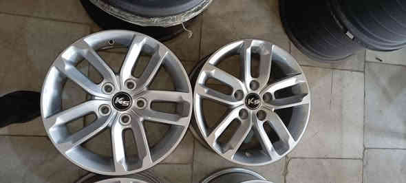 للبيع او مراوس
حجم 16. اوبتما.  مصبوغ حراري.  نضيف شعندك مراوس دزه واتس. مكاني كربلاء طويريج توصيل ماعندي السعر 250 الف قفل.  تريد تاير ويا بغير سعر اكو جديد واكو باله 
***********
