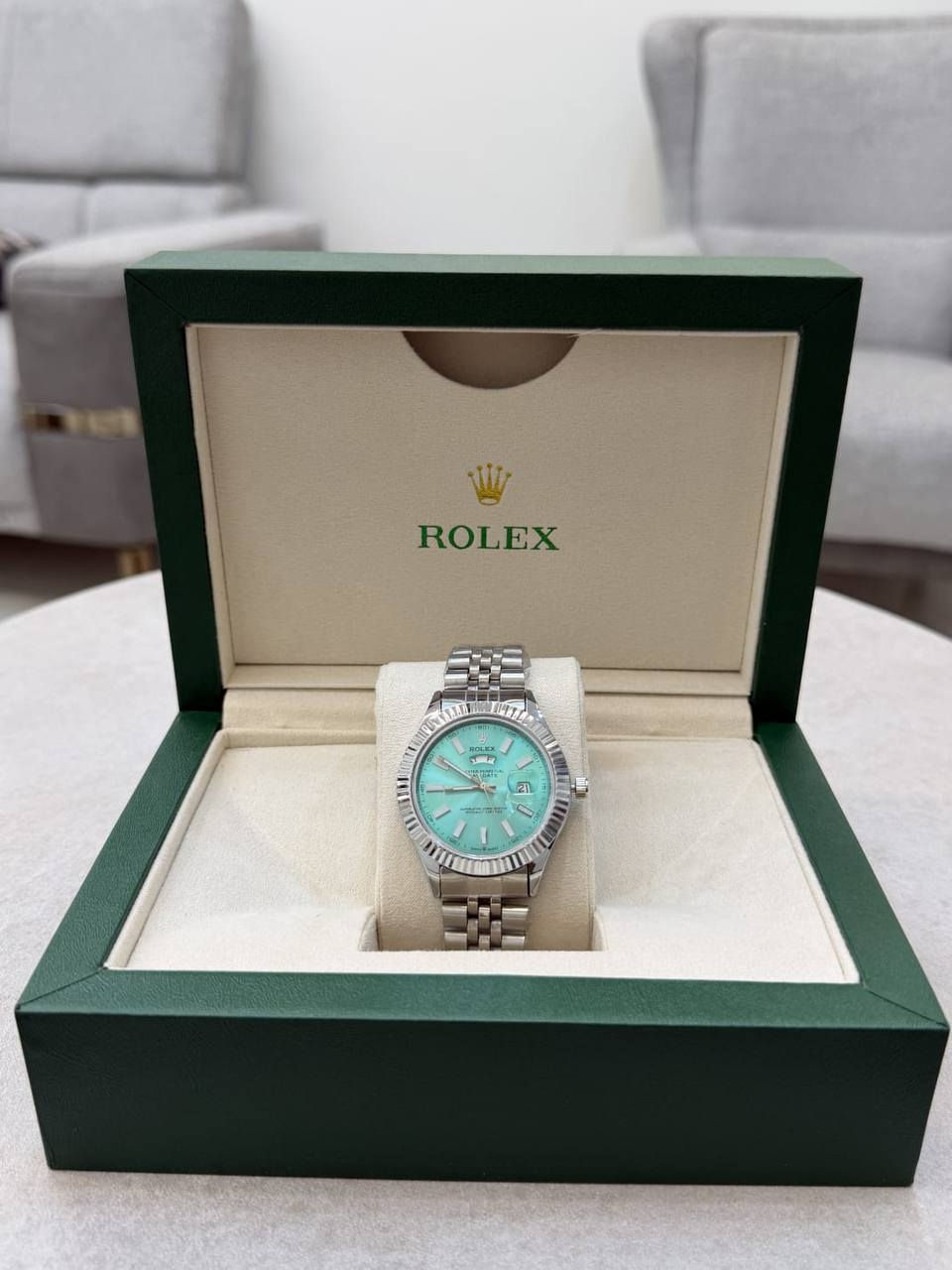 ساعات روليكس كوبي ماستر درجه اولى بكج كامل الف متر تحت ضغط الماء  كرت الضمان سنه صناع


**إذا كنت صاحب هذا الإعلان وتريد حذفه لأي سبب، رجاءا أرسل رسالة إلى الدعم الفني**