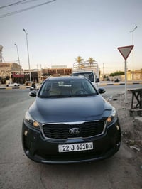 سورنتو 2020 وارد امريكي فور ويل 4سلندر 7راكب قطعتين تبريد ويل كروم تاي...