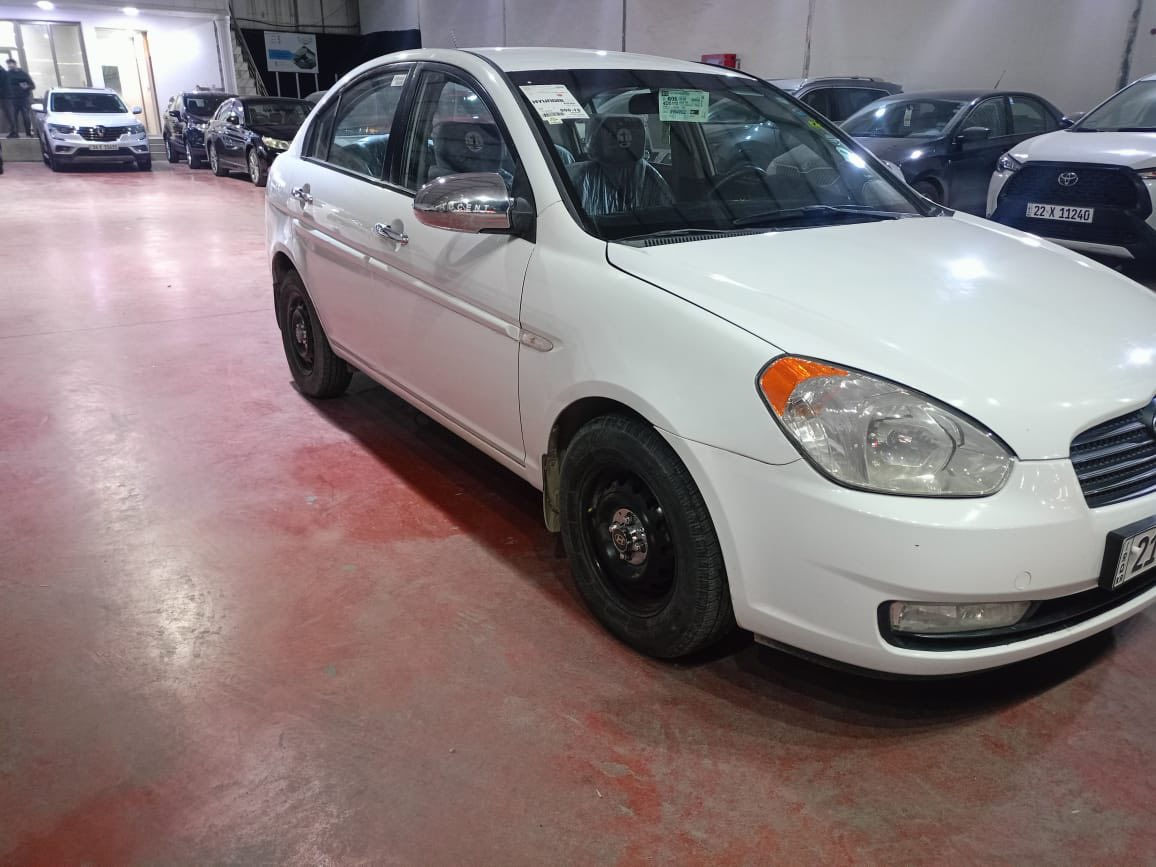 السلام عليكم اكسنت للبيع موديل 8 محرك 16 رقم نكليزي جديد صبغ قطعتين بدون داخل طخم تيرات جديد سنويه جديد سعر 90
رقم موبايل ***********
