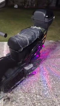 دراجه شحن فول استعمال شعر السعر 800 وبيها مجال الاتصال 07829430041