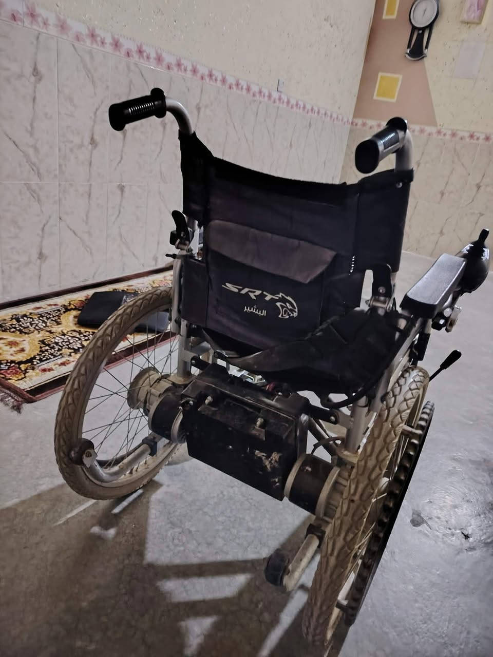 ملاحظ مكلف بنشر عربانه مستخدمه شيغليل مناسبة صلاح الدين ***********
