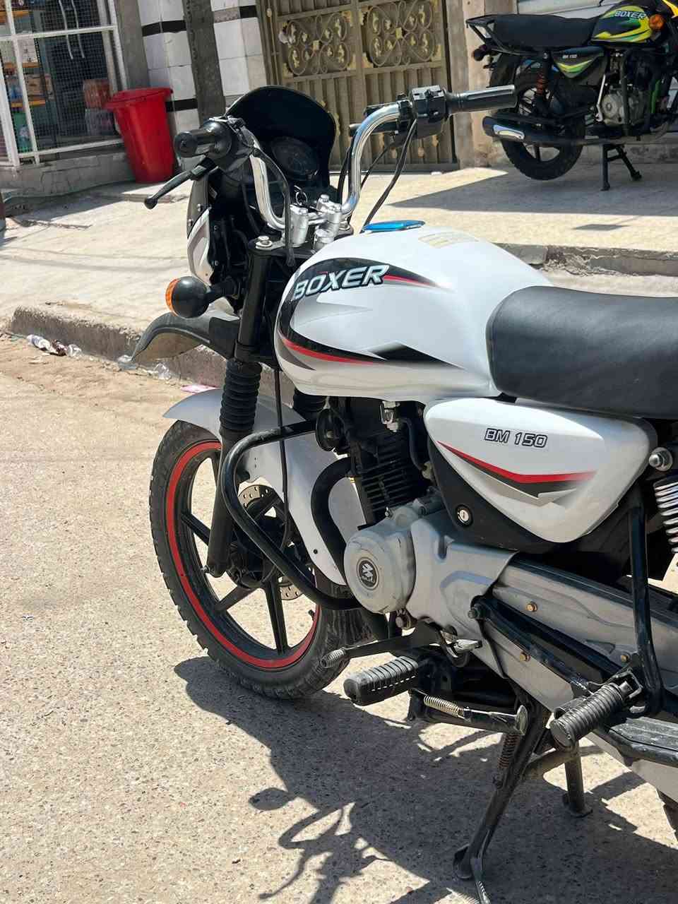 سلام عليكم شباب بوكسر جبلي موديل ٢٠٢٣نضافه تامه كهربائيات كلو شغال رقم مشروع وطني لوحات نكليزي تحويل بي مكان سعرهة 2000 مكاني بغداد حي نصر
تواصل ***********
