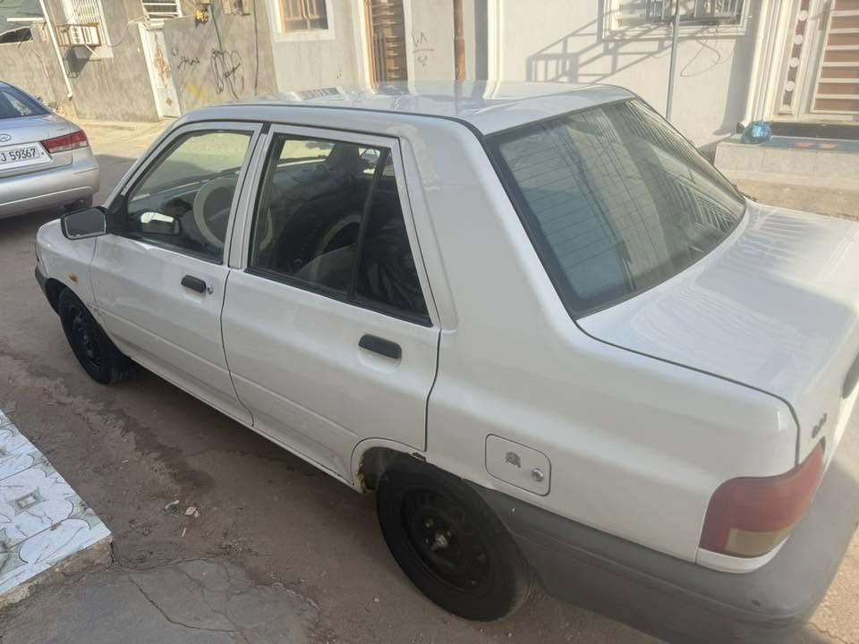 سلام عليكم سايبه مديل ١٨ رقم نجف  مكانه نجف سياره حلوه جديده ما عايزه شي بدون راعي مكفوله من سرقه او عشاير سعره ٢٥ ما عايزه شي ***********@
