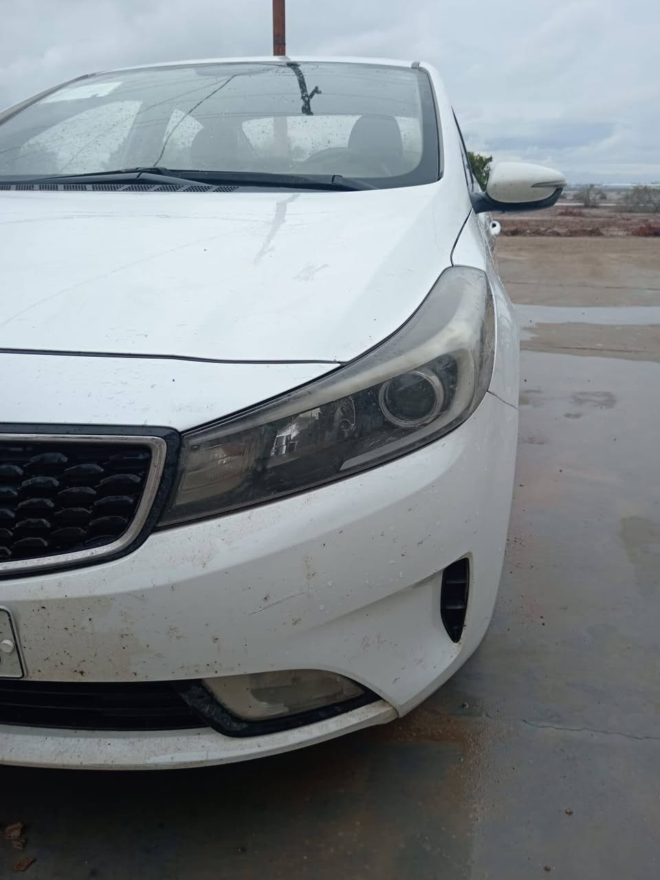 سلام عليكم كيه سيراتو 2017 رقم سليمانيه جديد بسمي محرك 1600 رقمي ***********
