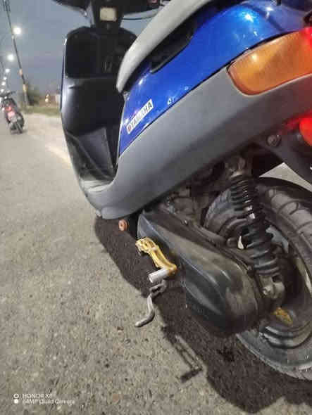 السلام عليكم دراجه للبيع كهربائيه شغاله سلف هندر حلوه سعر 350 وبيها مجال شراي يتصل هذا رقم راعيها ما متواجد على الفيس***********
