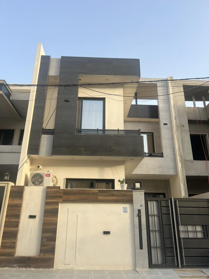 دارللبيع التعليم العالي خلف المول الهيكل

جمعية النور طابقين 

١٥٠ متر واجها ٧ ونص

اربع غرف نوم

بناء حديث

نضام دكتات

ارضيات مرمر

***********

***********
