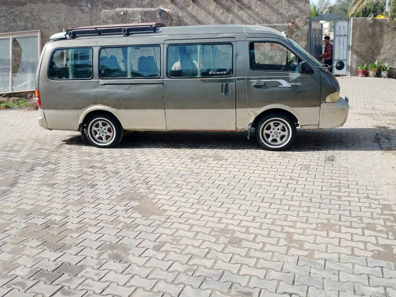 بريجو شبوط 2002 بسمي رقم نكليزي  سياره كير واكسن تخم تاير جديد شواصي حلوات مكينه 3000 تنقص مصفر هئه ومرور بيه بارد وره باب سلايت السعر 90 وبيه مجال ***********
