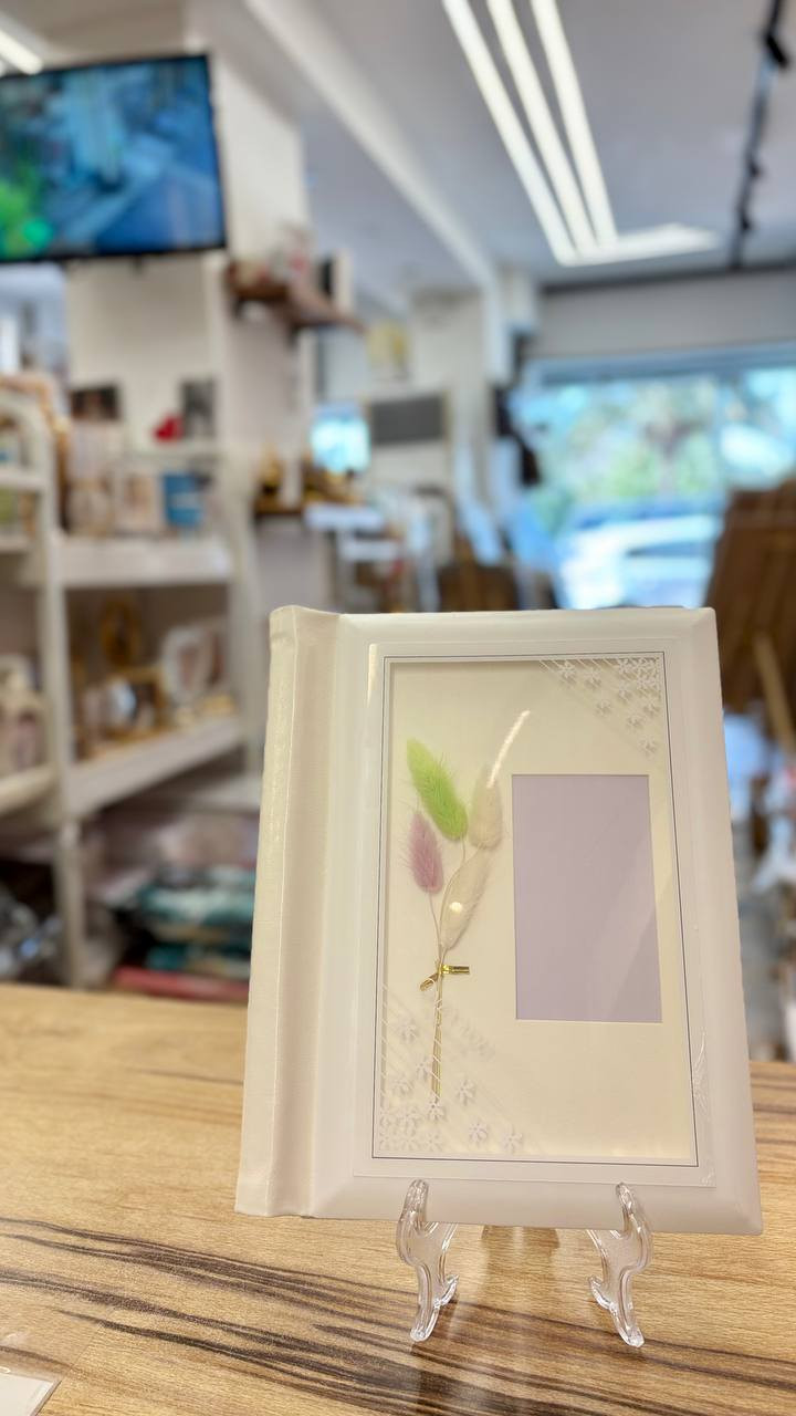 ✨ جديد عدناا! ✨
ألبوم صور كريستال بسعر 16,000 د.ع 💎
توصيل متوفر لجميع محافظات العراق 🚚💨
خلّي ذكرياتك تبقى براقة وجميلة مع ألبومنا المميز! 🖼️💖

#زمرده_آرت #مشاريع_صغيرة #اكسبلور #تسوق_عراقي #توصيل_عراقي #منتجات_جديدة #الهدايا #كريستال #ذكريات #عراق


**إذا كنت صاحب هذا الإعلان وتريد حذفه لأي سبب، رجاءا أرسل رسالة إلى الدعم الفني**