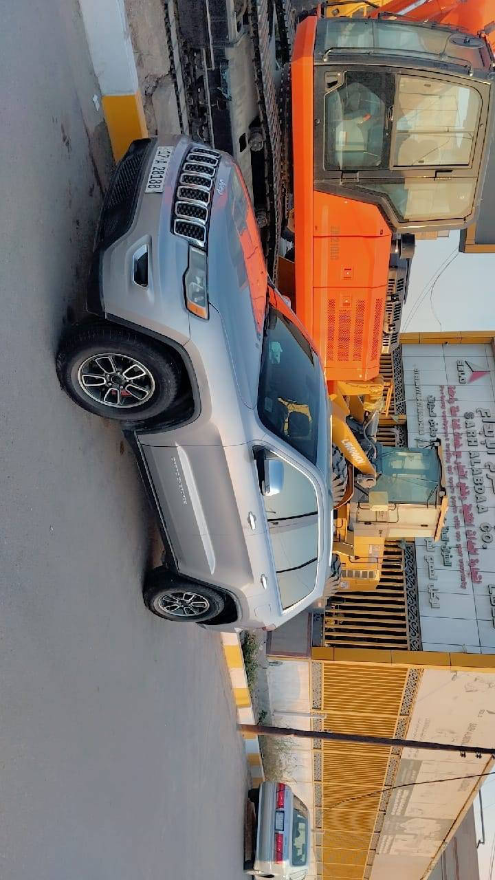 سلام عليكم جيب لاريدو اصل اصل لامعلايه ولامرمزه  بأسمي شخصيا تحويل ثاني يوم سنويه لل 2030
((للمراوس فقط))
ويل رياضي كزوز رياضي صوت حلو 
منظومه زنون اصلي كشنات جلد خزن ميموري 3 انضمت قياده سبورت ايكو عادي لايت لد بك لايت لد حساسات أمامية وخلفية كامره دواره 360 شاشه جبيره توقف ذاتي  عند الاقتراب فولل عدى الفتحه مكينه 6 سلندر بالكارتون شرط الفحص كير جديد ماشيه 100. سياره مامتعوبه ابد المكان ناصرية مركز ((للمراوس فقط )) ***********
