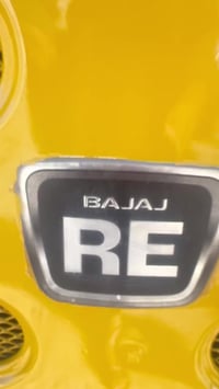 مكتب بيروت • مصبوغة • مكاني