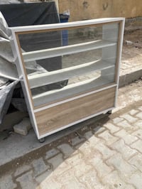 فاترينات تركي • ١١ قطعة • مدينة الصدر