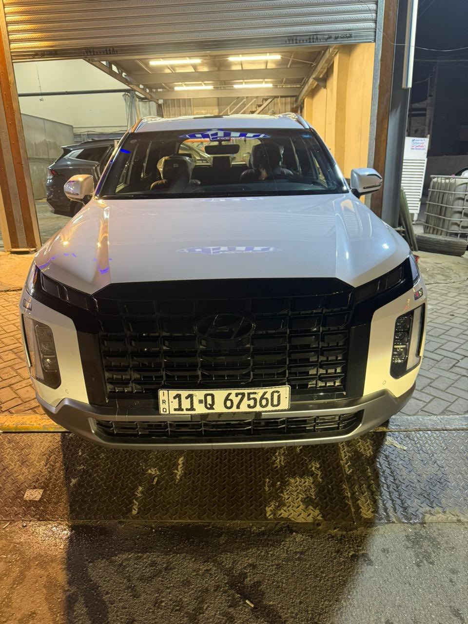 هونداي بلسيد خليجي 1/1
موديل 2025
محرك 3500 6 سلندر 
ناقل حركة اوتوماتيك ذكي ب 8 سرعات 
شاشة وسطية صخمة مع دعم Android Autoو Apple Carplay
مقاعد جلد فاخره مع تدفئه وتبريد 
دبل فتحة سقف - مع اناره محيطية 
انظمة امان متطوره 
رادارات 
تشغيل عن بعد - كاميرات 360 درجة 
وبعد هوايه مواصفات 
مغلفة ppf ضمان خمس سنوات 
ماشية 16000
*********** بغداد الدورة 
السعر 40 الف وبيةة مجال بسيط
