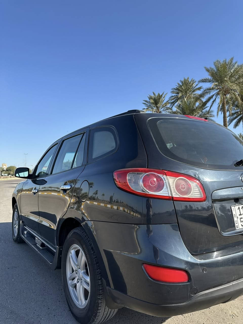 السلام عليكم سنتافي ٢٠١٢ امريكي
رقم بغداد انكليزي بسمي 
تخم تاير 
باتري جديد 
تبريد ويا السويج 
داخل بيجي 
تبريد قطعتين 
السياره جديده بمعنى الكلمه 
مكينه ٢٤٠٠ 
لون حبري 
حداديه جديده شرط الفحص 
السياره بيها صبغ ربعين الباب 
وحادث امريكا بنيد وجاملغ 
سنويه جديده 
هزه جديد 
عنوني بابل الحله 
رقمي ***********
السعر ١٢٥ وبيها مجال
