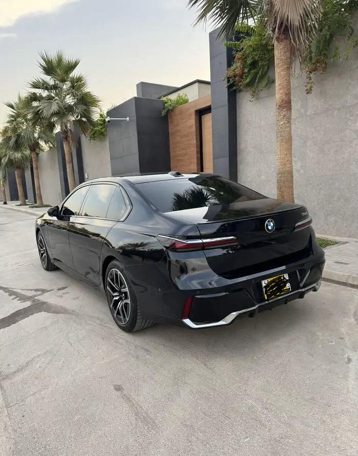 للبيع فقط وليس مراوس 
السلام عليكم ادوات كلك مكفول من الكص سرقه 

بي ام   2023 / 735  فول موصفات 

موقع دهوك 

مكفول من سرقه صبغ كص

تفاصيل وتساب موجود فقط

***********
