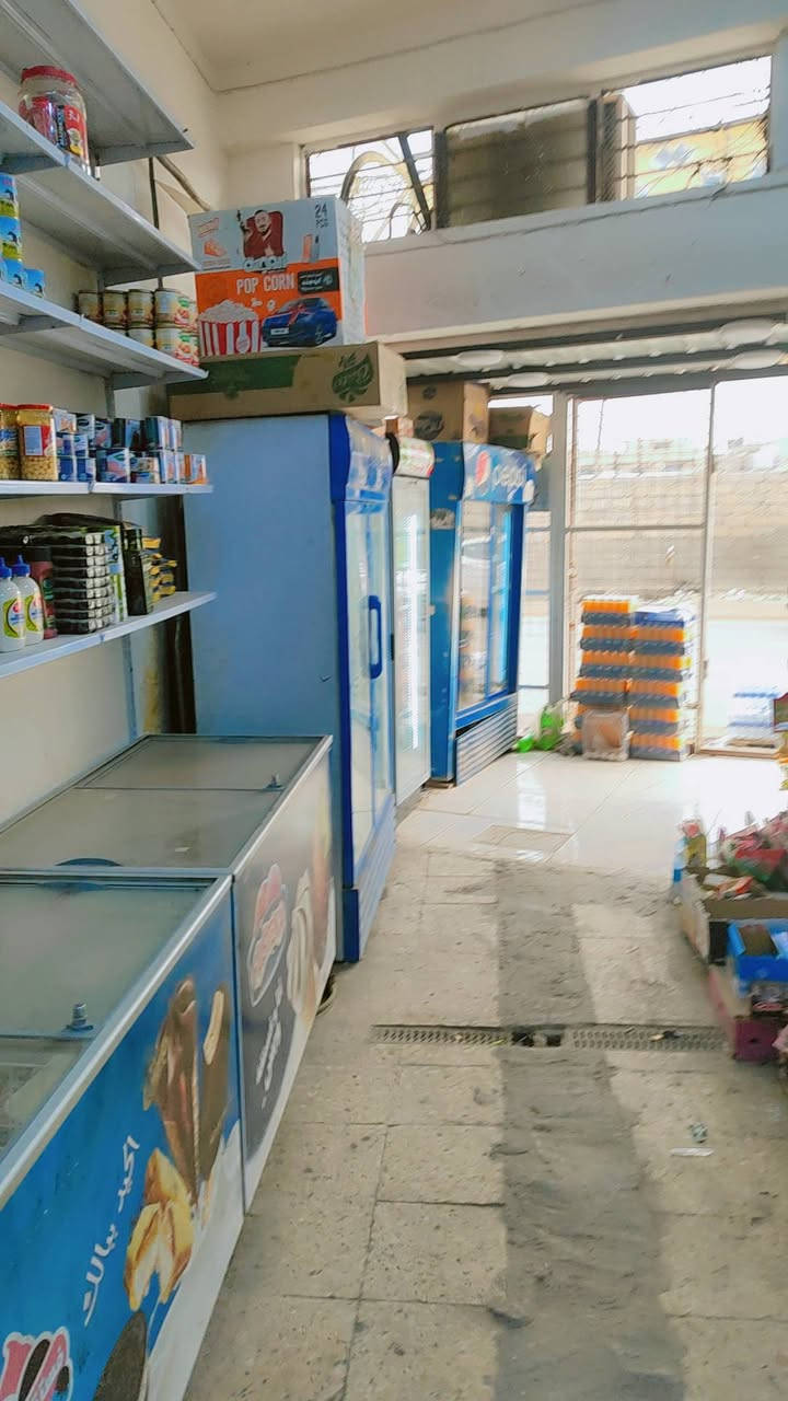 اسواق للبيع البلديات نهاية شارع المصرف ***********
