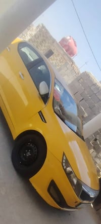 سيارة • للبيع