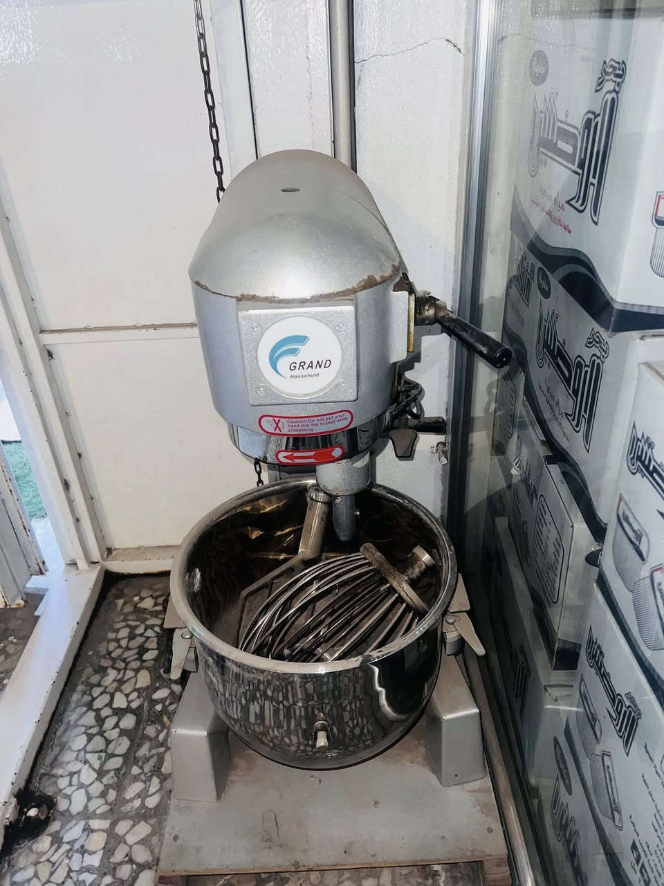 عجانه البيع 20 التر السعر 600الف ***********
