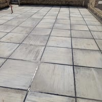 كادر متخصص لعمل الاشتايكر وتزفيت السطوح شغل درجه اولى كرسته وعمل بالكا...