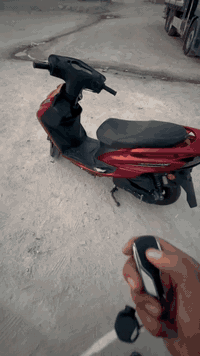 دراجه  سكنس ياباني 👈🏻كفاله عامه 
بلاديه -كامله من كل نقص تشغيل عن بعد وبيه جهاز حمايه 
👈🏻شرط وين ماتحب  تفحص 🖕🏻
محرك ناعم وشلعه💥 ومعدل فول 
البصره-  الزبير شعيبه 
السعر550مجال قليل
خاص رقم تليفون 📞 ***********وتحياتي
