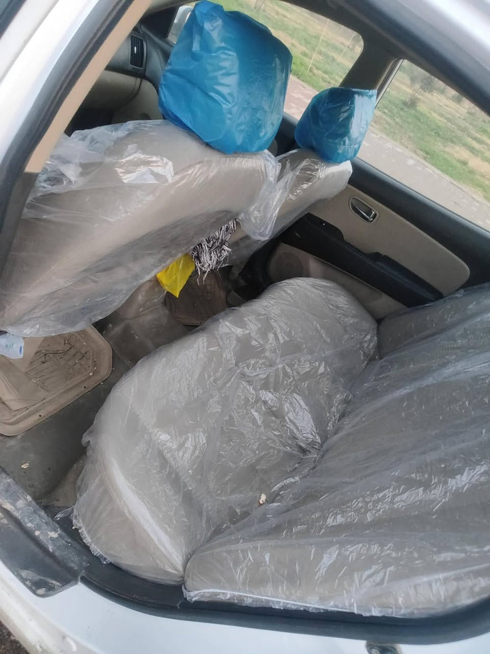 السلام عليكم 

هونداي النترا 2011 مكفوله من الصبغ والتبديل 🔥✅🔔
 
لون ابيض ثلجي 
رقم سليمانيه دولي 
 سنويه جديده  لحد28شرط التحويل والغرامات

سياره خير من الله حيل حلوه واحلى من الصور…✅🟩✅

🟩🟩مواصفات السياره 

🟪محرك 1600 بدون كل عيب شرط 
🟥كير اوتو بدون كل عيب شرط
🟥صدر جديد تبريد ثلج تدفئه نار 

🟩وبعد بيه مواصفات المعروفه بالنتراا 

سياره نظيفه وبسعر معقول وبالعافيه ع الياخذهاا

السعر :: اطلبه بالتعليقات يصلك خاص 📩

 رقم صاحب  السياره 
***********
***********
