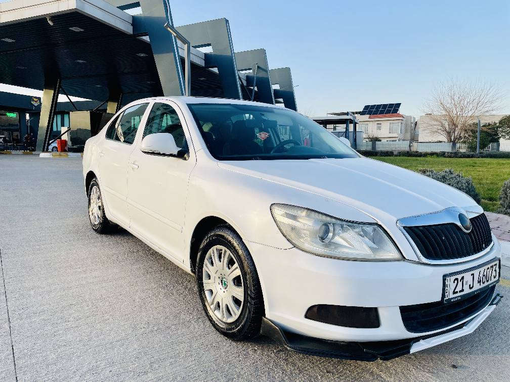 سەرەتا بەناوی خوا 

شکۆدا 2013 مەکینە شانزەی بێ تۆربۆ 
گێڕو مەکینە بەشەرت کارەبای کامل مەزبووتە تەحویل و غرامە بە شەرت  سەیارەکە جایزە تەکسی بوەو کراوەتەوە بە خسوسی 
تابڵێ مەزبوتە نوقسانی نییە ماڵی دۆستە 
سعری 53$ مەعمەلە

*********** ژ٠م السليمانية, العراق
